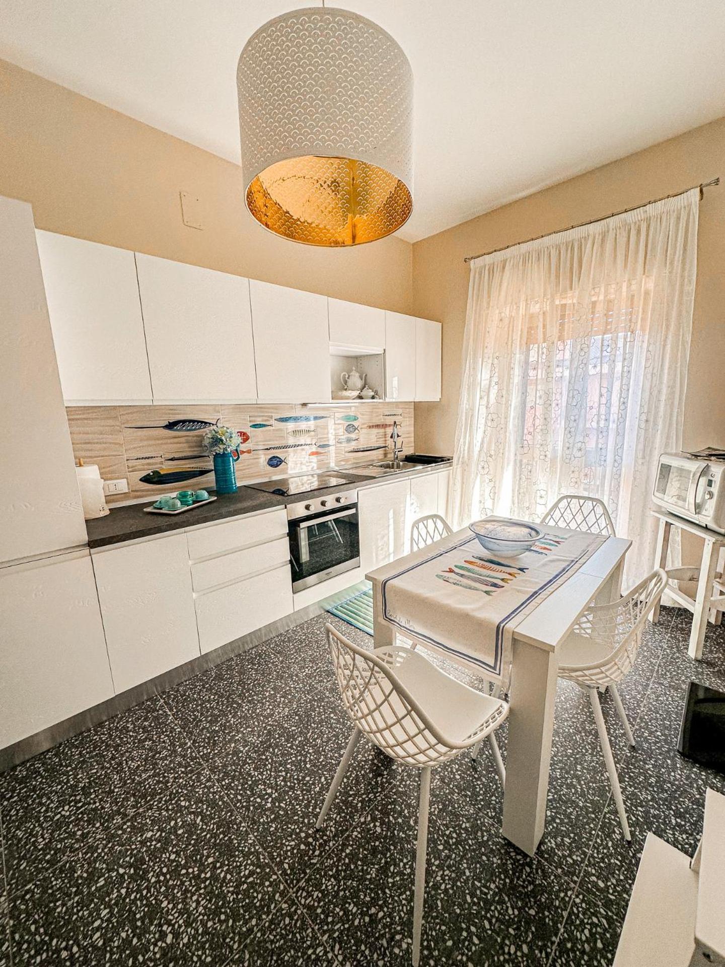 Kalos Apartments Милаццо Экстерьер фото